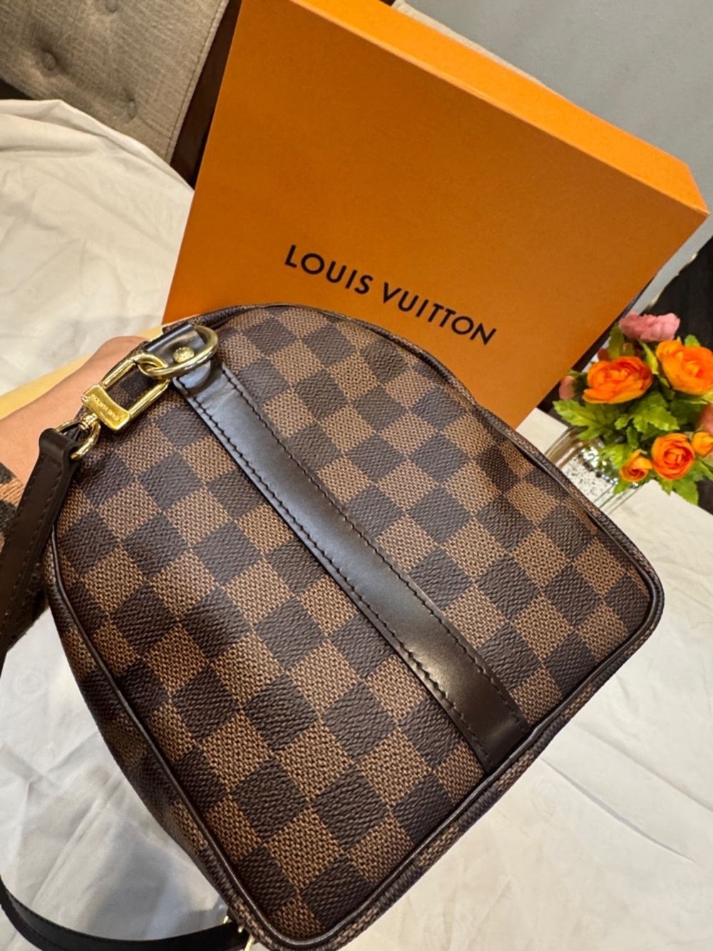 Authentic Louis Vuitton Brown Damier Ebene Bandoulier 30 - Picture 7 of 15